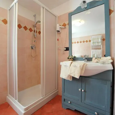 L'ancien Paquier D'hotes Couette-café 4*