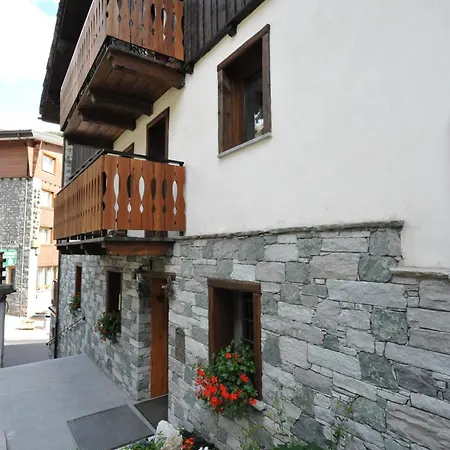 L'ancien Paquier D'hotes Couette-café Valtournenche