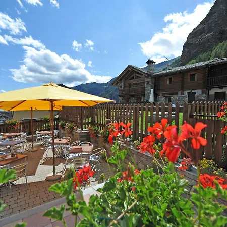 L'ancien Paquier D'hotes 4* Valtournenche